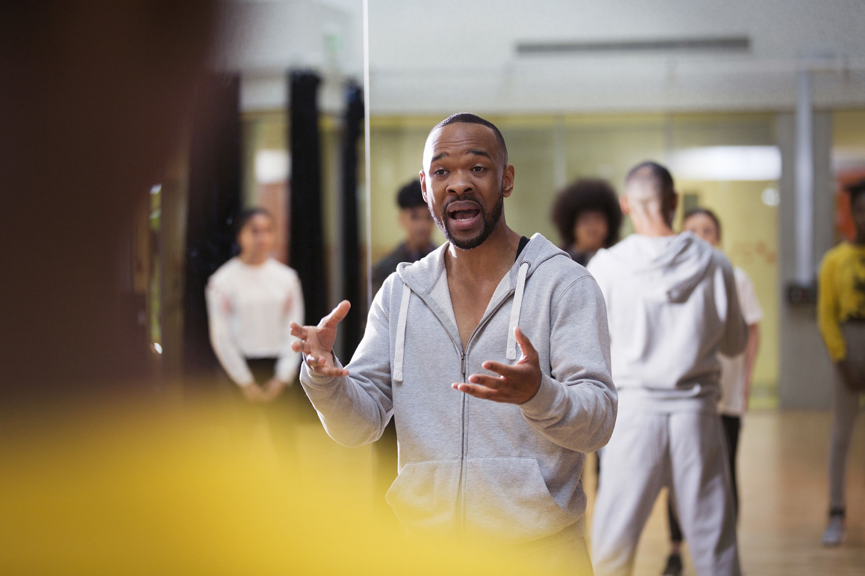 Instruct a fitness class
